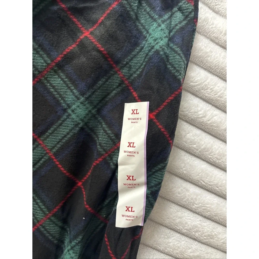 Wondershop Pajama Pants Green and Red XL (14)
